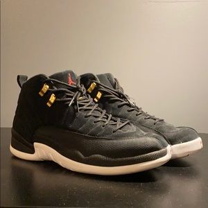 Jordan 12 reverse taxi sz 10